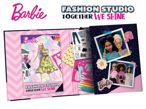 Książeczka do projektowania kreacji Barbie