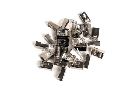 Wtyk RJ45 (8P8C) przelotowy, kat.6, ekranowany, AWG 26-24, opakowanie 100 szt.