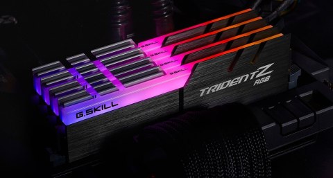 G.SKILL TRIDENTZ RGB DDR4 128GB 4X32GB 3200MHZ CL16 XMP2 F4-3200C16Q-128GTZR