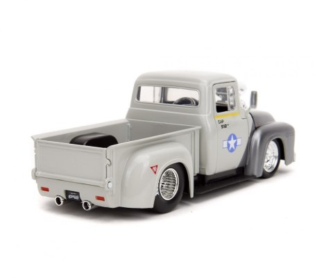 Jada Toys Street Fighter 1956 Ford Pickup 1:24