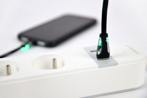 Inteligentna listwa zasilająca Tuya 4xFR 2xUSB-A 1xUSB-C Biała