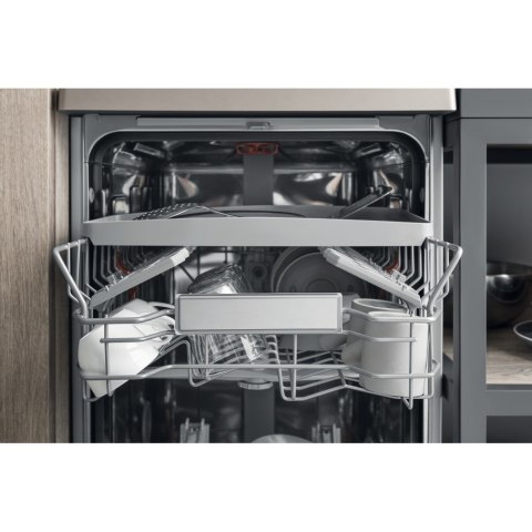 Zmywarka HOTPOINT HSFO 3T223 WC X