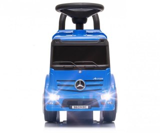 Pojazd MERCEDES ANTOS Blue