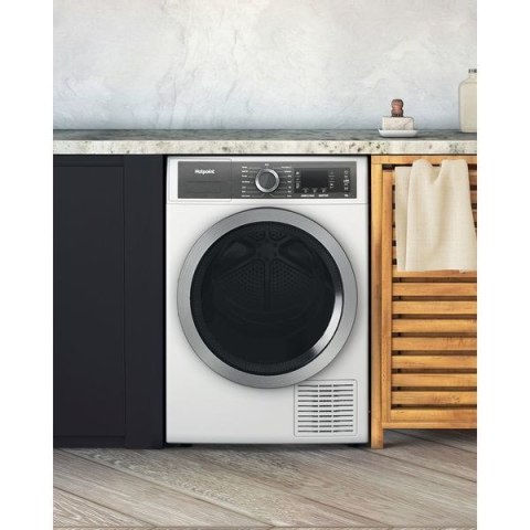 Suszarka do bielizny HOTPOINT H8 D94WB EU